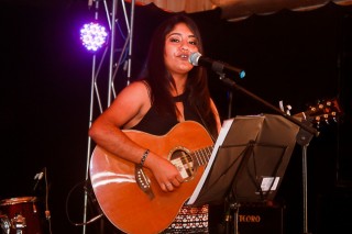 
<a style='margin-left: 5px;' class='btn btn-xs btn-social btn-facebook' href='https://www.facebook.com/sharer/sharer.php?u=https://galeramix.s01.web.getmuller.com.br/imagem/a48/800-800-90/conteudo/site_galerias/48/1-costelaco-da-amizade-pista-do-binho-canelinha-60.jpg' rel='popup' data-width='500' data-height='400'><i class='fa fa-facebook'></i>Compartilhar <span class='hidden-xs'>no Facebook</span>
</a> 
<a class='btn btn-default btn-xs' target='_blank' href='imagem/a48/800-800-90/conteudo/site_galerias/48/1-costelaco-da-amizade-pista-do-binho-canelinha-60.jpg'>
<span class='glyphicon glyphicon-cloud-download'></span> Salvar
</a>
