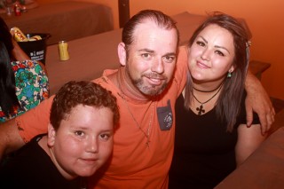 
<a style='margin-left: 5px;' class='btn btn-xs btn-social btn-facebook' href='https://www.facebook.com/sharer/sharer.php?u=https://galeramix.s01.web.getmuller.com.br/imagem/a48/800-800-90/conteudo/site_galerias/48/1-costelaco-da-amizade-pista-do-binho-canelinha-63.jpg' rel='popup' data-width='500' data-height='400'><i class='fa fa-facebook'></i>Compartilhar <span class='hidden-xs'>no Facebook</span>
</a> 
<a class='btn btn-default btn-xs' target='_blank' href='imagem/a48/800-800-90/conteudo/site_galerias/48/1-costelaco-da-amizade-pista-do-binho-canelinha-63.jpg'>
<span class='glyphicon glyphicon-cloud-download'></span> Salvar
</a>
