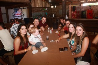 
<a style='margin-left: 5px;' class='btn btn-xs btn-social btn-facebook' href='https://www.facebook.com/sharer/sharer.php?u=https://galeramix.s01.web.getmuller.com.br/imagem/a48/800-800-90/conteudo/site_galerias/48/1-costelaco-da-amizade-pista-do-binho-canelinha-68.jpg' rel='popup' data-width='500' data-height='400'><i class='fa fa-facebook'></i>Compartilhar <span class='hidden-xs'>no Facebook</span>
</a> 
<a class='btn btn-default btn-xs' target='_blank' href='imagem/a48/800-800-90/conteudo/site_galerias/48/1-costelaco-da-amizade-pista-do-binho-canelinha-68.jpg'>
<span class='glyphicon glyphicon-cloud-download'></span> Salvar
</a>
