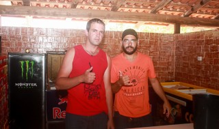 
<a style='margin-left: 5px;' class='btn btn-xs btn-social btn-facebook' href='https://www.facebook.com/sharer/sharer.php?u=https://galeramix.s01.web.getmuller.com.br/imagem/a48/800-800-90/conteudo/site_galerias/48/1-costelaco-da-amizade-pista-do-binho-canelinha-8.jpg' rel='popup' data-width='500' data-height='400'><i class='fa fa-facebook'></i>Compartilhar <span class='hidden-xs'>no Facebook</span>
</a> 
<a class='btn btn-default btn-xs' target='_blank' href='imagem/a48/800-800-90/conteudo/site_galerias/48/1-costelaco-da-amizade-pista-do-binho-canelinha-8.jpg'>
<span class='glyphicon glyphicon-cloud-download'></span> Salvar
</a>
