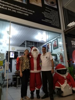 
<a style='margin-left: 5px;' class='btn btn-xs btn-social btn-facebook' href='https://www.facebook.com/sharer/sharer.php?u=https://galeramix.s01.web.getmuller.com.br/imagem/a49/800-800-90/conteudo/site_galerias/49/2018-papai-noel-galera-mix-loja-do-gorial-natal-tijucas-7.jpg' rel='popup' data-width='500' data-height='400'><i class='fa fa-facebook'></i>Compartilhar <span class='hidden-xs'>no Facebook</span>
</a> 
<a class='btn btn-default btn-xs' target='_blank' href='imagem/a49/800-800-90/conteudo/site_galerias/49/2018-papai-noel-galera-mix-loja-do-gorial-natal-tijucas-7.jpg'>
<span class='glyphicon glyphicon-cloud-download'></span> Salvar
</a>
