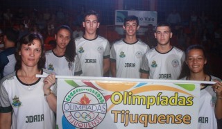 
<a style='margin-left: 5px;' class='btn btn-xs btn-social btn-facebook' href='https://www.facebook.com/sharer/sharer.php?u=https://galeramix.s01.web.getmuller.com.br/imagem/a52/800-800-90/conteudo/site_galerias/52/xv-olimpiadas-tijuquense-19.jpg' rel='popup' data-width='500' data-height='400'><i class='fa fa-facebook'></i>Compartilhar <span class='hidden-xs'>no Facebook</span>
</a> 
<a class='btn btn-default btn-xs' target='_blank' href='imagem/a52/800-800-90/conteudo/site_galerias/52/xv-olimpiadas-tijuquense-19.jpg'>
<span class='glyphicon glyphicon-cloud-download'></span> Salvar
</a>
