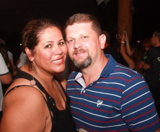 
<a style='margin-left: 5px;' class='btn btn-xs btn-social btn-facebook' href='https://www.facebook.com/sharer/sharer.php?u=https://galeramix.s01.web.getmuller.com.br/imagem/a53/800-800-90/conteudo/site_galerias/53/petry-22.jpg' rel='popup' data-width='500' data-height='400'><i class='fa fa-facebook'></i>Compartilhar <span class='hidden-xs'>no Facebook</span>
</a> 
<a class='btn btn-default btn-xs' target='_blank' href='imagem/a53/800-800-90/conteudo/site_galerias/53/petry-22.jpg'>
<span class='glyphicon glyphicon-cloud-download'></span> Salvar
</a>
