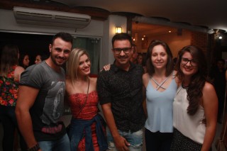 
<a style='margin-left: 5px;' class='btn btn-xs btn-social btn-facebook' href='https://www.facebook.com/sharer/sharer.php?u=https://galeramix.s01.web.getmuller.com.br/imagem/a55/800-800-90/conteudo/site_galerias/55/img8432.jpg' rel='popup' data-width='500' data-height='400'><i class='fa fa-facebook'></i>Compartilhar <span class='hidden-xs'>no Facebook</span>
</a> 
<a class='btn btn-default btn-xs' target='_blank' href='imagem/a55/800-800-90/conteudo/site_galerias/55/img8432.jpg'>
<span class='glyphicon glyphicon-cloud-download'></span> Salvar
</a>
