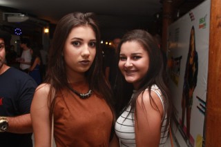 
<a style='margin-left: 5px;' class='btn btn-xs btn-social btn-facebook' href='https://www.facebook.com/sharer/sharer.php?u=https://galeramix.s01.web.getmuller.com.br/imagem/a55/800-800-90/conteudo/site_galerias/55/img8433.jpg' rel='popup' data-width='500' data-height='400'><i class='fa fa-facebook'></i>Compartilhar <span class='hidden-xs'>no Facebook</span>
</a> 
<a class='btn btn-default btn-xs' target='_blank' href='imagem/a55/800-800-90/conteudo/site_galerias/55/img8433.jpg'>
<span class='glyphicon glyphicon-cloud-download'></span> Salvar
</a>
