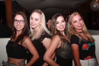 
<a style='margin-left: 5px;' class='btn btn-xs btn-social btn-facebook' href='https://www.facebook.com/sharer/sharer.php?u=https://galeramix.s01.web.getmuller.com.br/imagem/a55/800-800-90/conteudo/site_galerias/55/img8441.jpg' rel='popup' data-width='500' data-height='400'><i class='fa fa-facebook'></i>Compartilhar <span class='hidden-xs'>no Facebook</span>
</a> 
<a class='btn btn-default btn-xs' target='_blank' href='imagem/a55/800-800-90/conteudo/site_galerias/55/img8441.jpg'>
<span class='glyphicon glyphicon-cloud-download'></span> Salvar
</a>
