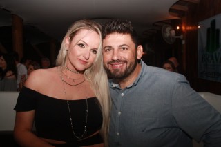 
<a style='margin-left: 5px;' class='btn btn-xs btn-social btn-facebook' href='https://www.facebook.com/sharer/sharer.php?u=https://galeramix.s01.web.getmuller.com.br/imagem/a55/800-800-90/conteudo/site_galerias/55/img8444.jpg' rel='popup' data-width='500' data-height='400'><i class='fa fa-facebook'></i>Compartilhar <span class='hidden-xs'>no Facebook</span>
</a> 
<a class='btn btn-default btn-xs' target='_blank' href='imagem/a55/800-800-90/conteudo/site_galerias/55/img8444.jpg'>
<span class='glyphicon glyphicon-cloud-download'></span> Salvar
</a>
