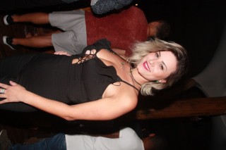 
<a style='margin-left: 5px;' class='btn btn-xs btn-social btn-facebook' href='https://www.facebook.com/sharer/sharer.php?u=https://galeramix.s01.web.getmuller.com.br/imagem/a55/800-800-90/conteudo/site_galerias/55/img8467.jpg' rel='popup' data-width='500' data-height='400'><i class='fa fa-facebook'></i>Compartilhar <span class='hidden-xs'>no Facebook</span>
</a> 
<a class='btn btn-default btn-xs' target='_blank' href='imagem/a55/800-800-90/conteudo/site_galerias/55/img8467.jpg'>
<span class='glyphicon glyphicon-cloud-download'></span> Salvar
</a>
