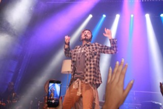 
<a style='margin-left: 5px;' class='btn btn-xs btn-social btn-facebook' href='https://www.facebook.com/sharer/sharer.php?u=https://galeramix.s01.web.getmuller.com.br/imagem/a55/800-800-90/conteudo/site_galerias/55/img8488.jpg' rel='popup' data-width='500' data-height='400'><i class='fa fa-facebook'></i>Compartilhar <span class='hidden-xs'>no Facebook</span>
</a> 
<a class='btn btn-default btn-xs' target='_blank' href='imagem/a55/800-800-90/conteudo/site_galerias/55/img8488.jpg'>
<span class='glyphicon glyphicon-cloud-download'></span> Salvar
</a>
