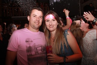 
<a style='margin-left: 5px;' class='btn btn-xs btn-social btn-facebook' href='https://www.facebook.com/sharer/sharer.php?u=https://galeramix.s01.web.getmuller.com.br/imagem/a55/800-800-90/conteudo/site_galerias/55/img8508.jpg' rel='popup' data-width='500' data-height='400'><i class='fa fa-facebook'></i>Compartilhar <span class='hidden-xs'>no Facebook</span>
</a> 
<a class='btn btn-default btn-xs' target='_blank' href='imagem/a55/800-800-90/conteudo/site_galerias/55/img8508.jpg'>
<span class='glyphicon glyphicon-cloud-download'></span> Salvar
</a>
