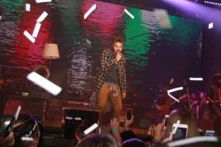 
<a style='margin-left: 5px;' class='btn btn-xs btn-social btn-facebook' href='https://www.facebook.com/sharer/sharer.php?u=https://galeramix.s01.web.getmuller.com.br/imagem/a55/800-800-90/conteudo/site_galerias/55/img8509.jpg' rel='popup' data-width='500' data-height='400'><i class='fa fa-facebook'></i>Compartilhar <span class='hidden-xs'>no Facebook</span>
</a> 
<a class='btn btn-default btn-xs' target='_blank' href='imagem/a55/800-800-90/conteudo/site_galerias/55/img8509.jpg'>
<span class='glyphicon glyphicon-cloud-download'></span> Salvar
</a>
