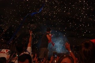 
<a style='margin-left: 5px;' class='btn btn-xs btn-social btn-facebook' href='https://www.facebook.com/sharer/sharer.php?u=https://galeramix.s01.web.getmuller.com.br/imagem/a55/800-800-90/conteudo/site_galerias/55/img8516.jpg' rel='popup' data-width='500' data-height='400'><i class='fa fa-facebook'></i>Compartilhar <span class='hidden-xs'>no Facebook</span>
</a> 
<a class='btn btn-default btn-xs' target='_blank' href='imagem/a55/800-800-90/conteudo/site_galerias/55/img8516.jpg'>
<span class='glyphicon glyphicon-cloud-download'></span> Salvar
</a>
