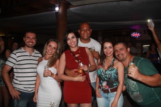 
<a style='margin-left: 5px;' class='btn btn-xs btn-social btn-facebook' href='https://www.facebook.com/sharer/sharer.php?u=https://galeramix.s01.web.getmuller.com.br/imagem/a55/800-800-90/conteudo/site_galerias/55/img8555.jpg' rel='popup' data-width='500' data-height='400'><i class='fa fa-facebook'></i>Compartilhar <span class='hidden-xs'>no Facebook</span>
</a> 
<a class='btn btn-default btn-xs' target='_blank' href='imagem/a55/800-800-90/conteudo/site_galerias/55/img8555.jpg'>
<span class='glyphicon glyphicon-cloud-download'></span> Salvar
</a>
