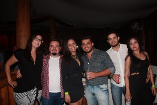 
<a style='margin-left: 5px;' class='btn btn-xs btn-social btn-facebook' href='https://www.facebook.com/sharer/sharer.php?u=https://galeramix.s01.web.getmuller.com.br/imagem/a55/800-800-90/conteudo/site_galerias/55/img8566.jpg' rel='popup' data-width='500' data-height='400'><i class='fa fa-facebook'></i>Compartilhar <span class='hidden-xs'>no Facebook</span>
</a> 
<a class='btn btn-default btn-xs' target='_blank' href='imagem/a55/800-800-90/conteudo/site_galerias/55/img8566.jpg'>
<span class='glyphicon glyphicon-cloud-download'></span> Salvar
</a>
