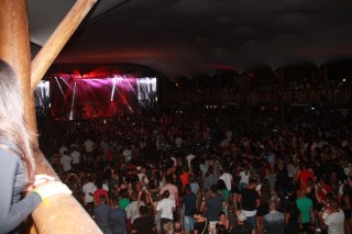 
<a style='margin-left: 5px;' class='btn btn-xs btn-social btn-facebook' href='https://www.facebook.com/sharer/sharer.php?u=https://galeramix.s01.web.getmuller.com.br/imagem/a55/800-800-90/conteudo/site_galerias/55/img8567.jpg' rel='popup' data-width='500' data-height='400'><i class='fa fa-facebook'></i>Compartilhar <span class='hidden-xs'>no Facebook</span>
</a> 
<a class='btn btn-default btn-xs' target='_blank' href='imagem/a55/800-800-90/conteudo/site_galerias/55/img8567.jpg'>
<span class='glyphicon glyphicon-cloud-download'></span> Salvar
</a>
