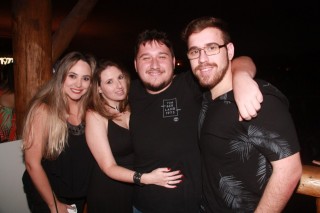 
<a style='margin-left: 5px;' class='btn btn-xs btn-social btn-facebook' href='https://www.facebook.com/sharer/sharer.php?u=https://galeramix.s01.web.getmuller.com.br/imagem/a55/800-800-90/conteudo/site_galerias/55/img8577.jpg' rel='popup' data-width='500' data-height='400'><i class='fa fa-facebook'></i>Compartilhar <span class='hidden-xs'>no Facebook</span>
</a> 
<a class='btn btn-default btn-xs' target='_blank' href='imagem/a55/800-800-90/conteudo/site_galerias/55/img8577.jpg'>
<span class='glyphicon glyphicon-cloud-download'></span> Salvar
</a>
