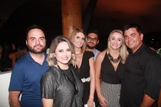 
<a style='margin-left: 5px;' class='btn btn-xs btn-social btn-facebook' href='https://www.facebook.com/sharer/sharer.php?u=https://galeramix.s01.web.getmuller.com.br/imagem/a55/800-800-90/conteudo/site_galerias/55/img8619.jpg' rel='popup' data-width='500' data-height='400'><i class='fa fa-facebook'></i>Compartilhar <span class='hidden-xs'>no Facebook</span>
</a> 
<a class='btn btn-default btn-xs' target='_blank' href='imagem/a55/800-800-90/conteudo/site_galerias/55/img8619.jpg'>
<span class='glyphicon glyphicon-cloud-download'></span> Salvar
</a>
