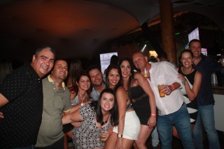 
<a style='margin-left: 5px;' class='btn btn-xs btn-social btn-facebook' href='https://www.facebook.com/sharer/sharer.php?u=https://galeramix.s01.web.getmuller.com.br/imagem/a55/800-800-90/conteudo/site_galerias/55/img8624.jpg' rel='popup' data-width='500' data-height='400'><i class='fa fa-facebook'></i>Compartilhar <span class='hidden-xs'>no Facebook</span>
</a> 
<a class='btn btn-default btn-xs' target='_blank' href='imagem/a55/800-800-90/conteudo/site_galerias/55/img8624.jpg'>
<span class='glyphicon glyphicon-cloud-download'></span> Salvar
</a>
