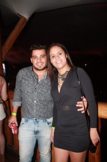 
                                    <a style='margin-left: 5px;' class='btn btn-xs btn-social btn-facebook' href='https://www.facebook.com/sharer/sharer.php?u=https://galeramix.s01.web.getmuller.com.br/imagem/a57/800-800-90/conteudo/site_galerias/57/1.jpg' rel='popup' data-width='500' data-height='400'><i class='fa fa-facebook'></i>Compartilhar <span class='hidden-xs'>no Facebook</span>
                                </a> 
                                <a class='btn btn-default btn-xs' target='_blank' href='imagem/a57/800-800-90/conteudo/site_galerias/57/1.jpg'>
                                    <span class='glyphicon glyphicon-cloud-download'></span> Salvar
                                </a>
                                