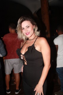 
<a style='margin-left: 5px;' class='btn btn-xs btn-social btn-facebook' href='https://www.facebook.com/sharer/sharer.php?u=https://galeramix.s01.web.getmuller.com.br/imagem/a57/800-800-90/conteudo/site_galerias/57/ce-petry-luan-santana-19.jpg' rel='popup' data-width='500' data-height='400'><i class='fa fa-facebook'></i>Compartilhar <span class='hidden-xs'>no Facebook</span>
</a> 
<a class='btn btn-default btn-xs' target='_blank' href='imagem/a57/800-800-90/conteudo/site_galerias/57/ce-petry-luan-santana-19.jpg'>
<span class='glyphicon glyphicon-cloud-download'></span> Salvar
</a>
