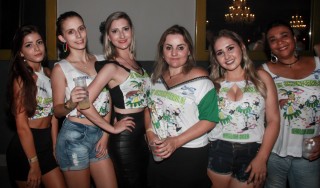 
<a style='margin-left: 5px;' class='btn btn-xs btn-social btn-facebook' href='https://www.facebook.com/sharer/sharer.php?u=https://galeramix.s01.web.getmuller.com.br/imagem/a58/800-800-90/conteudo/site_galerias/58/desenferruje-2018-148.jpg' rel='popup' data-width='500' data-height='400'><i class='fa fa-facebook'></i>Compartilhar <span class='hidden-xs'>no Facebook</span>
</a> 
<a class='btn btn-default btn-xs' target='_blank' href='imagem/a58/800-800-90/conteudo/site_galerias/58/desenferruje-2018-148.jpg'>
<span class='glyphicon glyphicon-cloud-download'></span> Salvar
</a>
