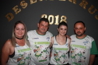 
<a style='margin-left: 5px;' class='btn btn-xs btn-social btn-facebook' href='https://www.facebook.com/sharer/sharer.php?u=https://galeramix.s01.web.getmuller.com.br/imagem/a58/800-800-90/conteudo/site_galerias/58/desenferruje-2018-3.jpg' rel='popup' data-width='500' data-height='400'><i class='fa fa-facebook'></i>Compartilhar <span class='hidden-xs'>no Facebook</span>
</a> 
<a class='btn btn-default btn-xs' target='_blank' href='imagem/a58/800-800-90/conteudo/site_galerias/58/desenferruje-2018-3.jpg'>
<span class='glyphicon glyphicon-cloud-download'></span> Salvar
</a>
