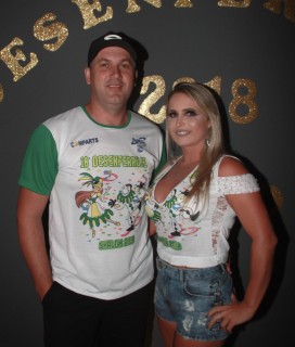 
<a style='margin-left: 5px;' class='btn btn-xs btn-social btn-facebook' href='https://www.facebook.com/sharer/sharer.php?u=https://galeramix.s01.web.getmuller.com.br/imagem/a58/800-800-90/conteudo/site_galerias/58/desenferruje-2018-31.jpg' rel='popup' data-width='500' data-height='400'><i class='fa fa-facebook'></i>Compartilhar <span class='hidden-xs'>no Facebook</span>
</a> 
<a class='btn btn-default btn-xs' target='_blank' href='imagem/a58/800-800-90/conteudo/site_galerias/58/desenferruje-2018-31.jpg'>
<span class='glyphicon glyphicon-cloud-download'></span> Salvar
</a>
