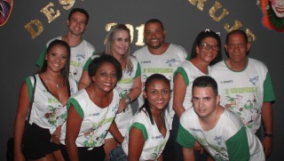 
<a style='margin-left: 5px;' class='btn btn-xs btn-social btn-facebook' href='https://www.facebook.com/sharer/sharer.php?u=https://galeramix.s01.web.getmuller.com.br/imagem/a58/800-800-90/conteudo/site_galerias/58/desenferruje-2018-70.jpg' rel='popup' data-width='500' data-height='400'><i class='fa fa-facebook'></i>Compartilhar <span class='hidden-xs'>no Facebook</span>
</a> 
<a class='btn btn-default btn-xs' target='_blank' href='imagem/a58/800-800-90/conteudo/site_galerias/58/desenferruje-2018-70.jpg'>
<span class='glyphicon glyphicon-cloud-download'></span> Salvar
</a>
