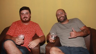 
<a style='margin-left: 5px;' class='btn btn-xs btn-social btn-facebook' href='https://www.facebook.com/sharer/sharer.php?u=https://galeramix.s01.web.getmuller.com.br/imagem/a60/800-800-90/conteudo/site_galerias/60/magnatas-the-house-37.jpg' rel='popup' data-width='500' data-height='400'><i class='fa fa-facebook'></i>Compartilhar <span class='hidden-xs'>no Facebook</span>
</a> 
<a class='btn btn-default btn-xs' target='_blank' href='imagem/a60/800-800-90/conteudo/site_galerias/60/magnatas-the-house-37.jpg'>
<span class='glyphicon glyphicon-cloud-download'></span> Salvar
</a>
