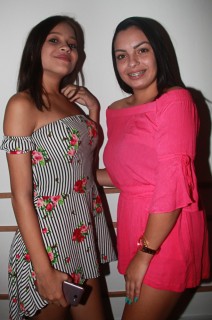 
<a style='margin-left: 5px;' class='btn btn-xs btn-social btn-facebook' href='https://www.facebook.com/sharer/sharer.php?u=https://galeramix.s01.web.getmuller.com.br/imagem/a60/800-800-90/conteudo/site_galerias/60/magnatas-the-house-55.jpg' rel='popup' data-width='500' data-height='400'><i class='fa fa-facebook'></i>Compartilhar <span class='hidden-xs'>no Facebook</span>
</a> 
<a class='btn btn-default btn-xs' target='_blank' href='imagem/a60/800-800-90/conteudo/site_galerias/60/magnatas-the-house-55.jpg'>
<span class='glyphicon glyphicon-cloud-download'></span> Salvar
</a>
