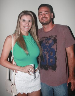 
<a style='margin-left: 5px;' class='btn btn-xs btn-social btn-facebook' href='https://www.facebook.com/sharer/sharer.php?u=https://galeramix.s01.web.getmuller.com.br/imagem/a61/800-800-90/conteudo/site_galerias/61/canja-dos-amigos-2018-live-tijucas-33.jpg' rel='popup' data-width='500' data-height='400'><i class='fa fa-facebook'></i>Compartilhar <span class='hidden-xs'>no Facebook</span>
</a> 
<a class='btn btn-default btn-xs' target='_blank' href='imagem/a61/800-800-90/conteudo/site_galerias/61/canja-dos-amigos-2018-live-tijucas-33.jpg'>
<span class='glyphicon glyphicon-cloud-download'></span> Salvar
</a>
