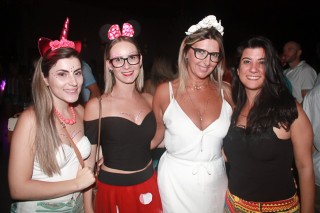 
<a style='margin-left: 5px;' class='btn btn-xs btn-social btn-facebook' href='https://www.facebook.com/sharer/sharer.php?u=https://galeramix.s01.web.getmuller.com.br/imagem/a61/800-800-90/conteudo/site_galerias/61/canja-dos-amigos-2018-live-tijucas-38.jpg' rel='popup' data-width='500' data-height='400'><i class='fa fa-facebook'></i>Compartilhar <span class='hidden-xs'>no Facebook</span>
</a> 
<a class='btn btn-default btn-xs' target='_blank' href='imagem/a61/800-800-90/conteudo/site_galerias/61/canja-dos-amigos-2018-live-tijucas-38.jpg'>
<span class='glyphicon glyphicon-cloud-download'></span> Salvar
</a>
