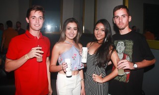 
<a style='margin-left: 5px;' class='btn btn-xs btn-social btn-facebook' href='https://www.facebook.com/sharer/sharer.php?u=https://galeramix.s01.web.getmuller.com.br/imagem/a61/800-800-90/conteudo/site_galerias/61/canja-dos-amigos-2018-live-tijucas-46.jpg' rel='popup' data-width='500' data-height='400'><i class='fa fa-facebook'></i>Compartilhar <span class='hidden-xs'>no Facebook</span>
</a> 
<a class='btn btn-default btn-xs' target='_blank' href='imagem/a61/800-800-90/conteudo/site_galerias/61/canja-dos-amigos-2018-live-tijucas-46.jpg'>
<span class='glyphicon glyphicon-cloud-download'></span> Salvar
</a>
