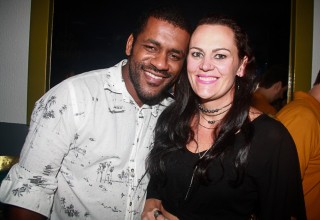 
<a style='margin-left: 5px;' class='btn btn-xs btn-social btn-facebook' href='https://www.facebook.com/sharer/sharer.php?u=https://galeramix.s01.web.getmuller.com.br/imagem/a61/800-800-90/conteudo/site_galerias/61/canja-dos-amigos-2018-live-tijucas-49.jpg' rel='popup' data-width='500' data-height='400'><i class='fa fa-facebook'></i>Compartilhar <span class='hidden-xs'>no Facebook</span>
</a> 
<a class='btn btn-default btn-xs' target='_blank' href='imagem/a61/800-800-90/conteudo/site_galerias/61/canja-dos-amigos-2018-live-tijucas-49.jpg'>
<span class='glyphicon glyphicon-cloud-download'></span> Salvar
</a>
