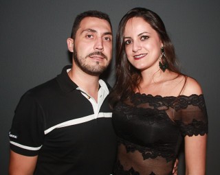 
<a style='margin-left: 5px;' class='btn btn-xs btn-social btn-facebook' href='https://www.facebook.com/sharer/sharer.php?u=https://galeramix.s01.web.getmuller.com.br/imagem/a61/800-800-90/conteudo/site_galerias/61/canja-dos-amigos-2018-live-tijucas-79.jpg' rel='popup' data-width='500' data-height='400'><i class='fa fa-facebook'></i>Compartilhar <span class='hidden-xs'>no Facebook</span>
</a> 
<a class='btn btn-default btn-xs' target='_blank' href='imagem/a61/800-800-90/conteudo/site_galerias/61/canja-dos-amigos-2018-live-tijucas-79.jpg'>
<span class='glyphicon glyphicon-cloud-download'></span> Salvar
</a>
