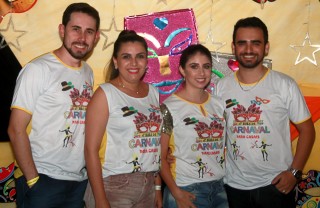 
<a style='margin-left: 5px;' class='btn btn-xs btn-social btn-facebook' href='https://www.facebook.com/sharer/sharer.php?u=https://galeramix.s01.web.getmuller.com.br/imagem/a63/800-800-90/conteudo/site_galerias/63/baile-de-carnaval-para-casais-ctg-fogao-de-lenha-tijucas-112.jpg' rel='popup' data-width='500' data-height='400'><i class='fa fa-facebook'></i>Compartilhar <span class='hidden-xs'>no Facebook</span>
</a> 
<a class='btn btn-default btn-xs' target='_blank' href='imagem/a63/800-800-90/conteudo/site_galerias/63/baile-de-carnaval-para-casais-ctg-fogao-de-lenha-tijucas-112.jpg'>
<span class='glyphicon glyphicon-cloud-download'></span> Salvar
</a>
