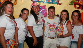 
<a style='margin-left: 5px;' class='btn btn-xs btn-social btn-facebook' href='https://www.facebook.com/sharer/sharer.php?u=https://galeramix.s01.web.getmuller.com.br/imagem/a63/800-800-90/conteudo/site_galerias/63/baile-de-carnaval-para-casais-ctg-fogao-de-lenha-tijucas-119.jpg' rel='popup' data-width='500' data-height='400'><i class='fa fa-facebook'></i>Compartilhar <span class='hidden-xs'>no Facebook</span>
</a> 
<a class='btn btn-default btn-xs' target='_blank' href='imagem/a63/800-800-90/conteudo/site_galerias/63/baile-de-carnaval-para-casais-ctg-fogao-de-lenha-tijucas-119.jpg'>
<span class='glyphicon glyphicon-cloud-download'></span> Salvar
</a>
