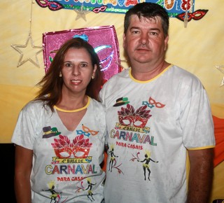 
<a style='margin-left: 5px;' class='btn btn-xs btn-social btn-facebook' href='https://www.facebook.com/sharer/sharer.php?u=https://galeramix.s01.web.getmuller.com.br/imagem/a63/800-800-90/conteudo/site_galerias/63/baile-de-carnaval-para-casais-ctg-fogao-de-lenha-tijucas-122.jpg' rel='popup' data-width='500' data-height='400'><i class='fa fa-facebook'></i>Compartilhar <span class='hidden-xs'>no Facebook</span>
</a> 
<a class='btn btn-default btn-xs' target='_blank' href='imagem/a63/800-800-90/conteudo/site_galerias/63/baile-de-carnaval-para-casais-ctg-fogao-de-lenha-tijucas-122.jpg'>
<span class='glyphicon glyphicon-cloud-download'></span> Salvar
</a>
