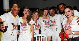 
<a style='margin-left: 5px;' class='btn btn-xs btn-social btn-facebook' href='https://www.facebook.com/sharer/sharer.php?u=https://galeramix.s01.web.getmuller.com.br/imagem/a63/800-800-90/conteudo/site_galerias/63/baile-de-carnaval-para-casais-ctg-fogao-de-lenha-tijucas-151.jpg' rel='popup' data-width='500' data-height='400'><i class='fa fa-facebook'></i>Compartilhar <span class='hidden-xs'>no Facebook</span>
</a> 
<a class='btn btn-default btn-xs' target='_blank' href='imagem/a63/800-800-90/conteudo/site_galerias/63/baile-de-carnaval-para-casais-ctg-fogao-de-lenha-tijucas-151.jpg'>
<span class='glyphicon glyphicon-cloud-download'></span> Salvar
</a>
