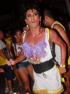 
<a style='margin-left: 5px;' class='btn btn-xs btn-social btn-facebook' href='https://www.facebook.com/sharer/sharer.php?u=https://galeramix.s01.web.getmuller.com.br/imagem/a63/800-800-90/conteudo/site_galerias/63/baile-de-carnaval-para-casais-ctg-fogao-de-lenha-tijucas-158.jpg' rel='popup' data-width='500' data-height='400'><i class='fa fa-facebook'></i>Compartilhar <span class='hidden-xs'>no Facebook</span>
</a> 
<a class='btn btn-default btn-xs' target='_blank' href='imagem/a63/800-800-90/conteudo/site_galerias/63/baile-de-carnaval-para-casais-ctg-fogao-de-lenha-tijucas-158.jpg'>
<span class='glyphicon glyphicon-cloud-download'></span> Salvar
</a>
