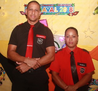 
<a style='margin-left: 5px;' class='btn btn-xs btn-social btn-facebook' href='https://www.facebook.com/sharer/sharer.php?u=https://galeramix.s01.web.getmuller.com.br/imagem/a63/800-800-90/conteudo/site_galerias/63/baile-de-carnaval-para-casais-ctg-fogao-de-lenha-tijucas-200.jpg' rel='popup' data-width='500' data-height='400'><i class='fa fa-facebook'></i>Compartilhar <span class='hidden-xs'>no Facebook</span>
</a> 
<a class='btn btn-default btn-xs' target='_blank' href='imagem/a63/800-800-90/conteudo/site_galerias/63/baile-de-carnaval-para-casais-ctg-fogao-de-lenha-tijucas-200.jpg'>
<span class='glyphicon glyphicon-cloud-download'></span> Salvar
</a>
