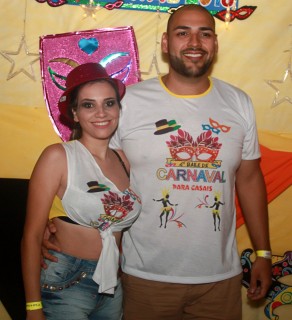 
<a style='margin-left: 5px;' class='btn btn-xs btn-social btn-facebook' href='https://www.facebook.com/sharer/sharer.php?u=https://galeramix.s01.web.getmuller.com.br/imagem/a63/800-800-90/conteudo/site_galerias/63/baile-de-carnaval-para-casais-ctg-fogao-de-lenha-tijucas-89.jpg' rel='popup' data-width='500' data-height='400'><i class='fa fa-facebook'></i>Compartilhar <span class='hidden-xs'>no Facebook</span>
</a> 
<a class='btn btn-default btn-xs' target='_blank' href='imagem/a63/800-800-90/conteudo/site_galerias/63/baile-de-carnaval-para-casais-ctg-fogao-de-lenha-tijucas-89.jpg'>
<span class='glyphicon glyphicon-cloud-download'></span> Salvar
</a>
