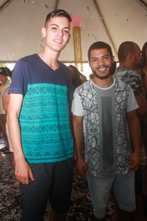 
        <a style='margin-left: 5px;' class='btn btn-xs btn-social btn-facebook' href='https://www.facebook.com/sharer/sharer.php?u=https://galeramix.s01.web.getmuller.com.br/imagem/a64/800-800-90/conteudo/site_galerias/64/carnaval-infantil-casarao-gallotti-tijucas-16.jpg' rel='popup' data-width='500' data-height='400'><i class='fa fa-facebook'></i>Compartilhar <span class='hidden-xs'>no Facebook</span>
    </a> 
    <a class='btn btn-default btn-xs' target='_blank' href='imagem/a64/800-800-90/conteudo/site_galerias/64/carnaval-infantil-casarao-gallotti-tijucas-16.jpg'>
        <span class='glyphicon glyphicon-cloud-download'></span> Salvar
    </a>
    