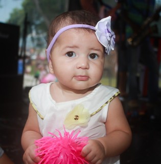 
<a style='margin-left: 5px;' class='btn btn-xs btn-social btn-facebook' href='https://www.facebook.com/sharer/sharer.php?u=https://galeramix.s01.web.getmuller.com.br/imagem/a64/800-800-90/conteudo/site_galerias/64/carnaval-infantil-casarao-gallotti-tijucas-33.jpg' rel='popup' data-width='500' data-height='400'><i class='fa fa-facebook'></i>Compartilhar <span class='hidden-xs'>no Facebook</span>
</a> 
<a class='btn btn-default btn-xs' target='_blank' href='imagem/a64/800-800-90/conteudo/site_galerias/64/carnaval-infantil-casarao-gallotti-tijucas-33.jpg'>
<span class='glyphicon glyphicon-cloud-download'></span> Salvar
</a>
