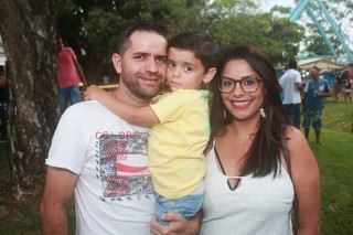 
<a style='margin-left: 5px;' class='btn btn-xs btn-social btn-facebook' href='https://www.facebook.com/sharer/sharer.php?u=https://galeramix.s01.web.getmuller.com.br/imagem/a64/800-800-90/conteudo/site_galerias/64/carnaval-infantil-casarao-gallotti-tijucas-35.jpg' rel='popup' data-width='500' data-height='400'><i class='fa fa-facebook'></i>Compartilhar <span class='hidden-xs'>no Facebook</span>
</a> 
<a class='btn btn-default btn-xs' target='_blank' href='imagem/a64/800-800-90/conteudo/site_galerias/64/carnaval-infantil-casarao-gallotti-tijucas-35.jpg'>
<span class='glyphicon glyphicon-cloud-download'></span> Salvar
</a>
