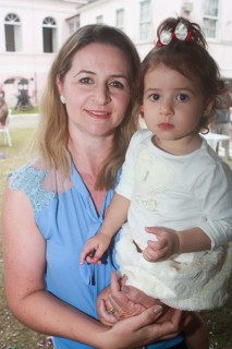 
<a style='margin-left: 5px;' class='btn btn-xs btn-social btn-facebook' href='https://www.facebook.com/sharer/sharer.php?u=https://galeramix.s01.web.getmuller.com.br/imagem/a65/800-800-90/conteudo/site_galerias/65/carnaval-infantil-casarao-gallotti-tijucas-galera-mix-49.jpg' rel='popup' data-width='500' data-height='400'><i class='fa fa-facebook'></i>Compartilhar <span class='hidden-xs'>no Facebook</span>
</a> 
<a class='btn btn-default btn-xs' target='_blank' href='imagem/a65/800-800-90/conteudo/site_galerias/65/carnaval-infantil-casarao-gallotti-tijucas-galera-mix-49.jpg'>
<span class='glyphicon glyphicon-cloud-download'></span> Salvar
</a>
