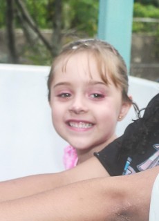 
<a style='margin-left: 5px;' class='btn btn-xs btn-social btn-facebook' href='https://www.facebook.com/sharer/sharer.php?u=https://galeramix.s01.web.getmuller.com.br/imagem/a65/800-800-90/conteudo/site_galerias/65/carnaval-infantil-casarao-gallotti-tijucas-galera-mix-72.jpg' rel='popup' data-width='500' data-height='400'><i class='fa fa-facebook'></i>Compartilhar <span class='hidden-xs'>no Facebook</span>
</a> 
<a class='btn btn-default btn-xs' target='_blank' href='imagem/a65/800-800-90/conteudo/site_galerias/65/carnaval-infantil-casarao-gallotti-tijucas-galera-mix-72.jpg'>
<span class='glyphicon glyphicon-cloud-download'></span> Salvar
</a>
