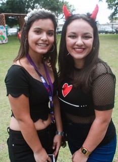 
<a style='margin-left: 5px;' class='btn btn-xs btn-social btn-facebook' href='https://www.facebook.com/sharer/sharer.php?u=https://galeramix.s01.web.getmuller.com.br/imagem/a65/800-800-90/conteudo/site_galerias/65/carnaval-infantil-casarao-gallotti-tijucas-galera-mix-74.jpg' rel='popup' data-width='500' data-height='400'><i class='fa fa-facebook'></i>Compartilhar <span class='hidden-xs'>no Facebook</span>
</a> 
<a class='btn btn-default btn-xs' target='_blank' href='imagem/a65/800-800-90/conteudo/site_galerias/65/carnaval-infantil-casarao-gallotti-tijucas-galera-mix-74.jpg'>
<span class='glyphicon glyphicon-cloud-download'></span> Salvar
</a>
