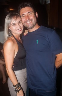 
<a style='margin-left: 5px;' class='btn btn-xs btn-social btn-facebook' href='https://www.facebook.com/sharer/sharer.php?u=https://galeramix.s01.web.getmuller.com.br/imagem/a67/800-800-90/conteudo/site_galerias/67/annita-petry-galera-mix-125.jpg' rel='popup' data-width='500' data-height='400'><i class='fa fa-facebook'></i>Compartilhar <span class='hidden-xs'>no Facebook</span>
</a> 
<a class='btn btn-default btn-xs' target='_blank' href='imagem/a67/800-800-90/conteudo/site_galerias/67/annita-petry-galera-mix-125.jpg'>
<span class='glyphicon glyphicon-cloud-download'></span> Salvar
</a>
