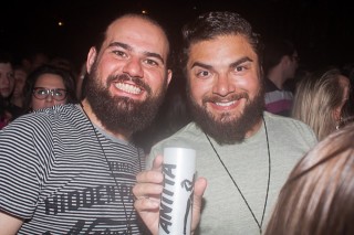 
<a style='margin-left: 5px;' class='btn btn-xs btn-social btn-facebook' href='https://www.facebook.com/sharer/sharer.php?u=https://galeramix.s01.web.getmuller.com.br/imagem/a67/800-800-90/conteudo/site_galerias/67/annita-petry-galera-mix-198.jpg' rel='popup' data-width='500' data-height='400'><i class='fa fa-facebook'></i>Compartilhar <span class='hidden-xs'>no Facebook</span>
</a> 
<a class='btn btn-default btn-xs' target='_blank' href='imagem/a67/800-800-90/conteudo/site_galerias/67/annita-petry-galera-mix-198.jpg'>
<span class='glyphicon glyphicon-cloud-download'></span> Salvar
</a>
